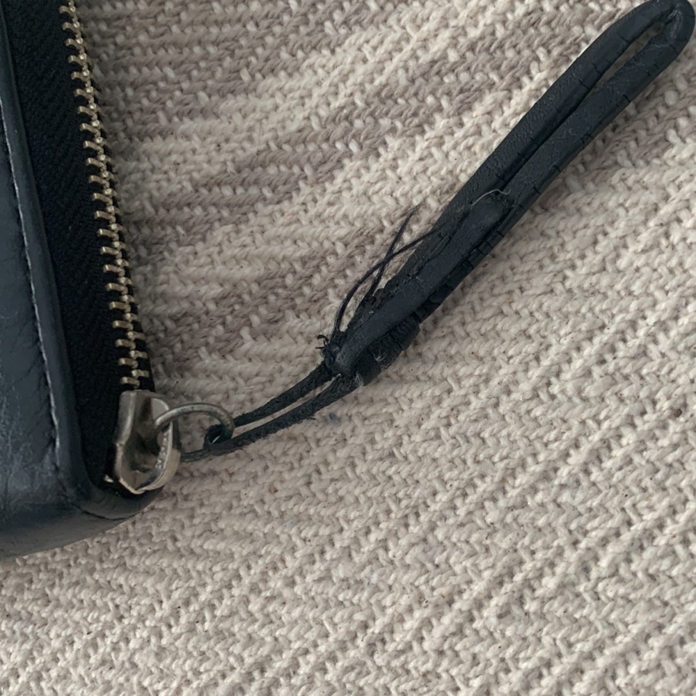 Cole Haan Black Leather Zippered Wallet Clutch - Picture 3 of 9